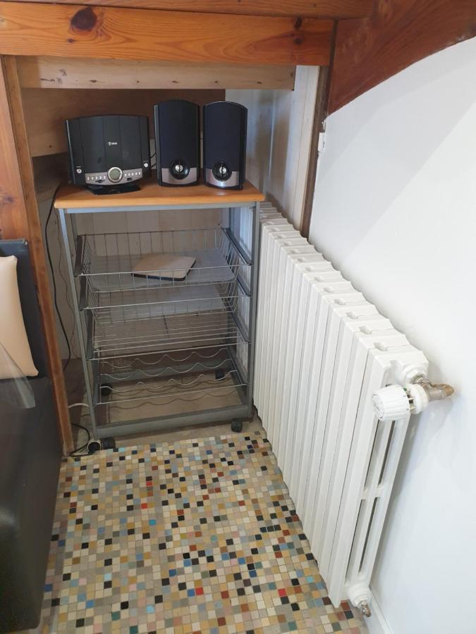 Gite Atypique Avec Jacuzzi Hillion Exterior photo